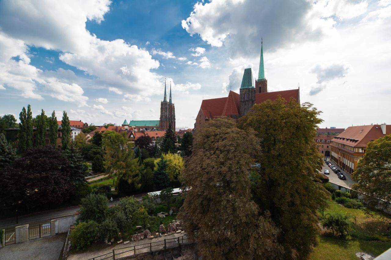 Bed and Breakfast Dom Notre Dame à Wrocław Extérieur photo